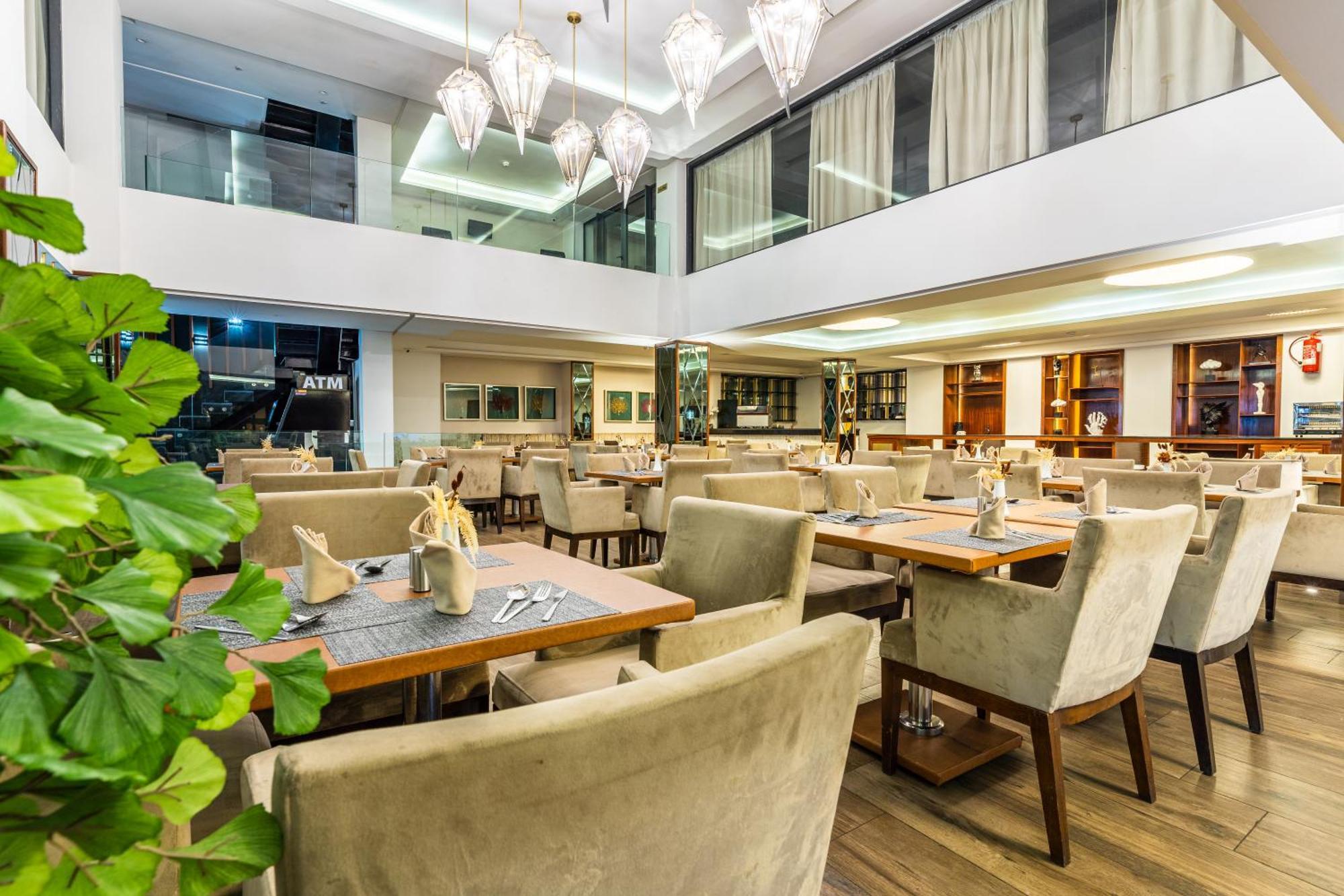 One Hotel Casablanca Eksteriør bilde The restaurant